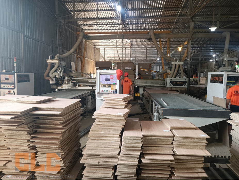 Gia công nội thất dạng tấm giải pháp toàn diện với công nghệ CNC hiện đại