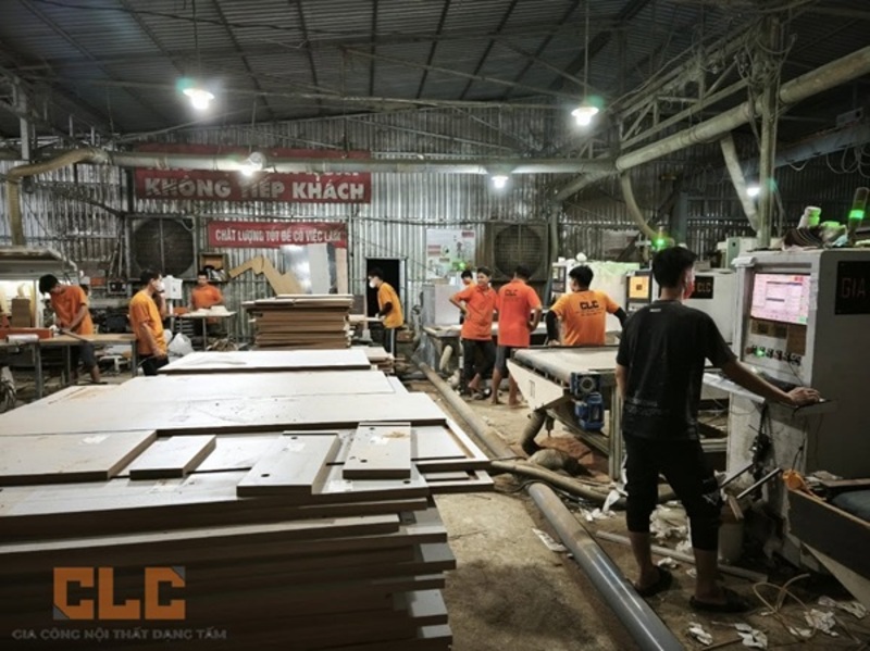 Gia công cắt ván CNC chính xác tuyệt đối mở ra kỷ nguyên mới cho ngành gỗ