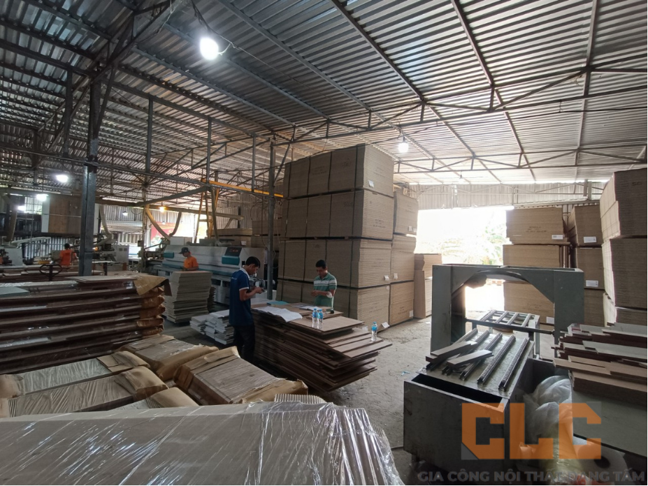 Gia công nội thất dạng tấm giải pháp toàn diện với công nghệ CNC hiện đại